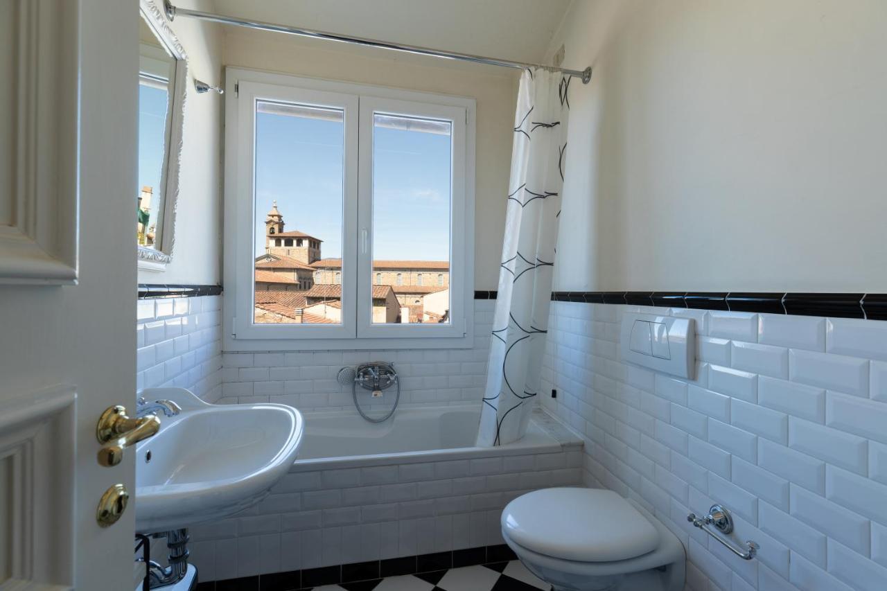 Appartamento Damasco Penthouse With Terrace Near The Duomo *